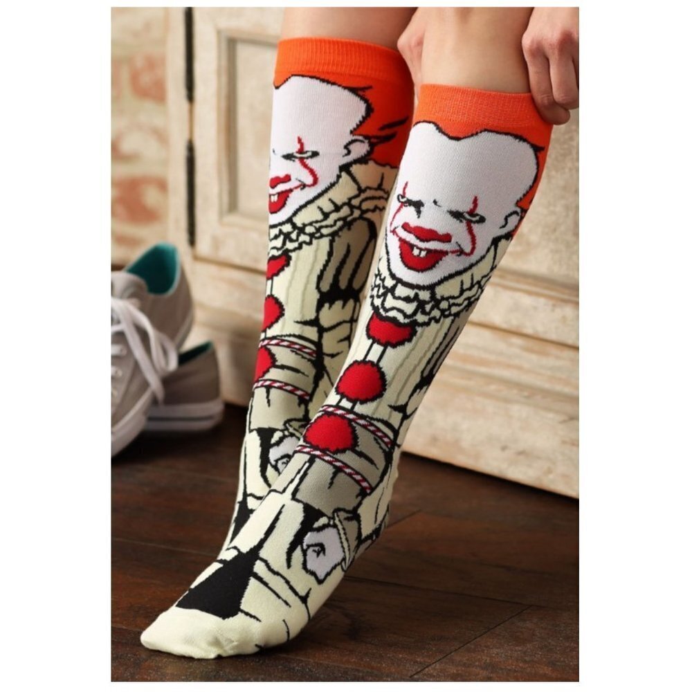Animigos By Bioworld Unisex It Pennywise Character Crew Socks Halloween